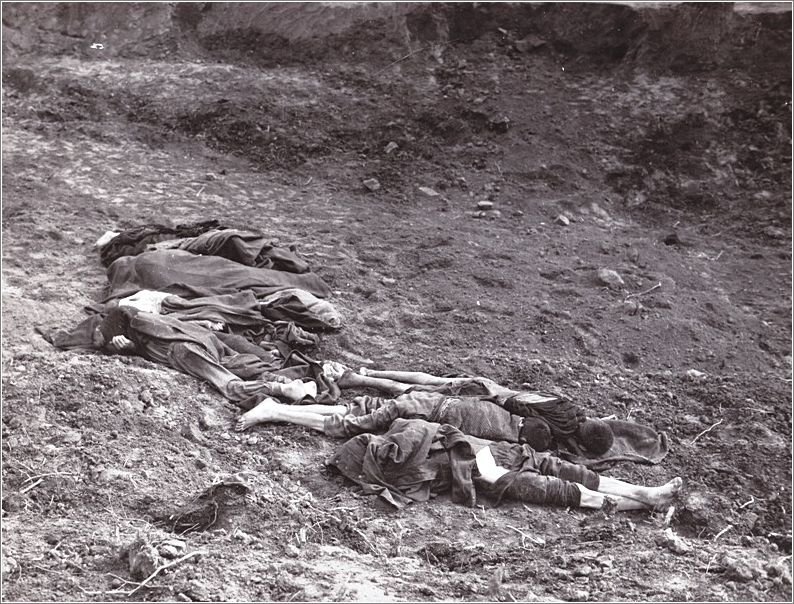 Dead prisoners at Mauthausen